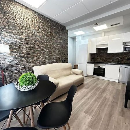 Apartamento Amueblado En El Centro De Madrid Luaran gambar