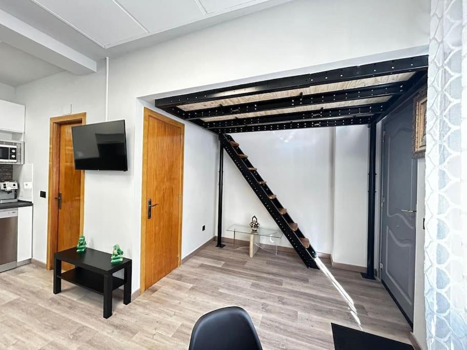 Apartamento Amueblado En El Centro De Madrid Luaran gambar